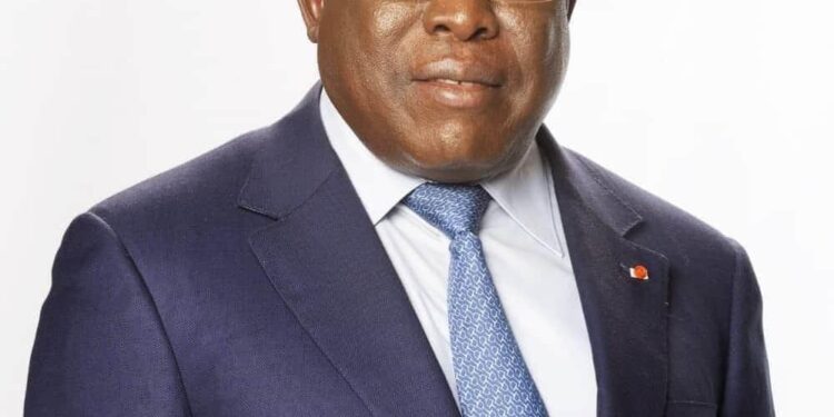 Financement de projets /Bacongo décaisse 200 millions pour les jeunes d&rsquo;Abidjan : Voici comment en bénéficier