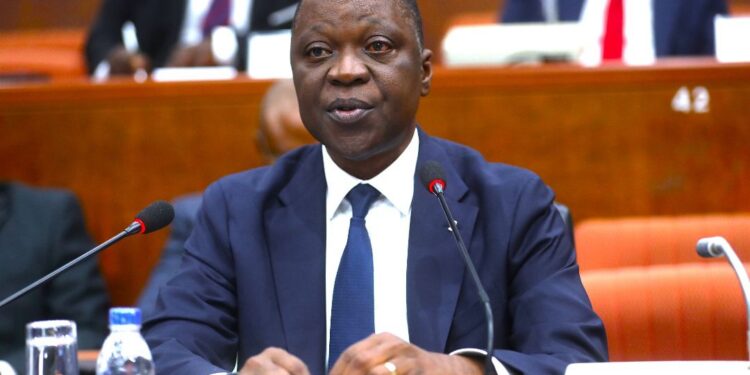 Transport Intérieur en Côte d&rsquo;Ivoire : Le Sénat adopte le projet de ratification de l&rsquo;ordonnance modifiant la Loi d&rsquo;Orientation