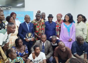 Awards des Artisans du Développement et du Social : Un prix dédié au ministre Amadou Koné par son Conseiller Technique, Bohoussou Georges