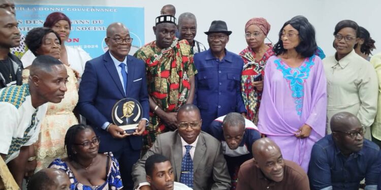 Awards des Artisans du Développement et du Social : Un prix dédié au ministre Amadou Koné par son Conseiller Technique, Bohoussou Georges