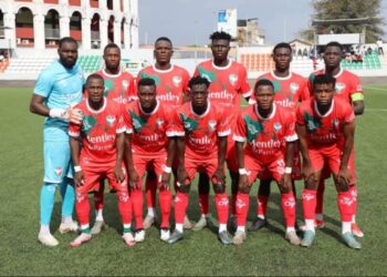 Ligue 2 : l&rsquo;Africa Sports à un un point du leader.