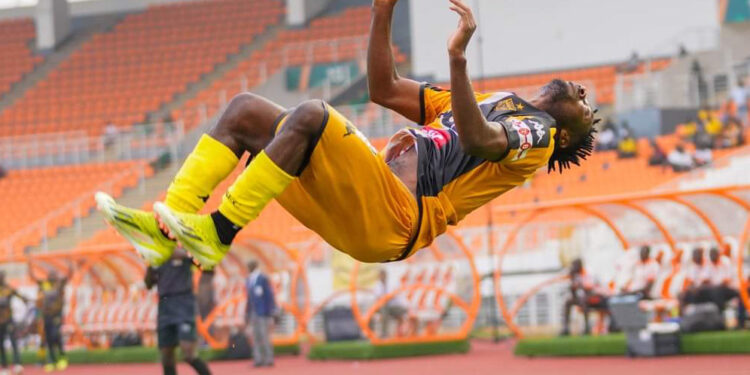 Ligue 1 : l&rsquo;ASEC évite le piège de San Pedro