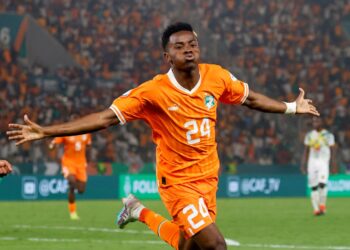 Ballon d’Or Africain 2024 : Adingra Parmi les 10 favoris pour succéder à Osimhen.