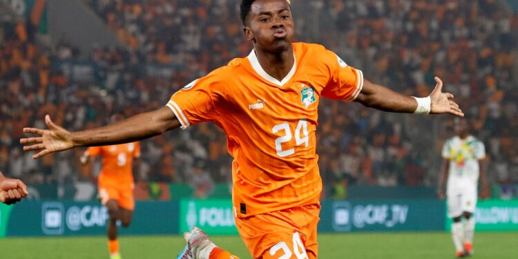 Ballon d’Or Africain 2024 : Adingra Parmi les 10 favoris pour succéder à Osimhen.