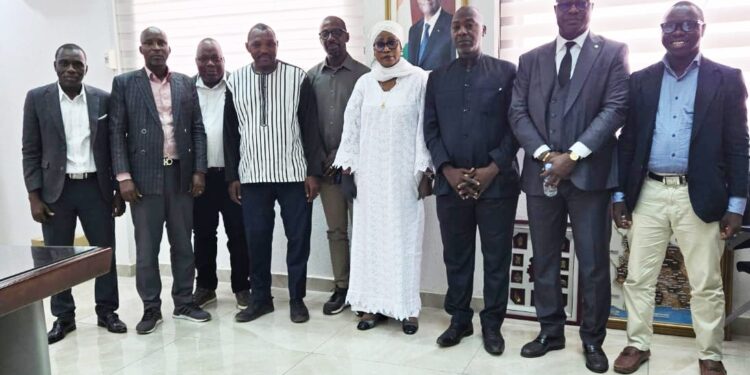 Commune de Séguéla / Les journalistes du District du Woroba ont présenté leurs vœux de nouvel an à Mme le maire