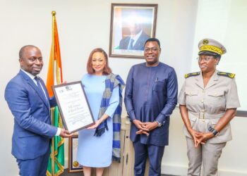 Bassam : le maire a reçu le certificat de la Francophonie