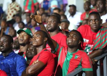 Ligue 2/Africa Sports: les supporters sont en colère