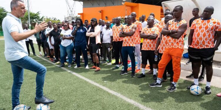 Fif :Lounès Hattab (DTN) forme ses collaborateurs de l&rsquo;intérieur