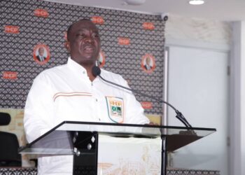 Les rendez-vous du RHDPKobenan Kouassi Adjoumani (Porte-parole principal du RHDP) : «Bientôt, nous allons investir le président Ouattara»Après une interruption momentanée, la tribune d’échanges dénommée ‘’Les Rendez-vous du RHDP’’ a repris ses activités avec l’organisation d’une conférence de presse, le 19 Mars 2025, à son siège, à la Rue Lepic à Cocody, pour se prononcer sur les faits saillants de l’actualité nationale et livrer la position du RHDP sur certaines questions majeures d’actualité. A cette occasion, le Porte-parole principal du RHDP, le ministre d’Etat, Kobenan Kouassi Adjoumani et son Adjoint, le ministre Mamadou Touré étaient face à la presse en vue de débattre du sujet.