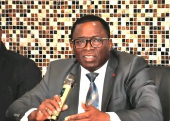 Gare routière d’Agban : Le Député-maire Danho Paulin met de l’ordre